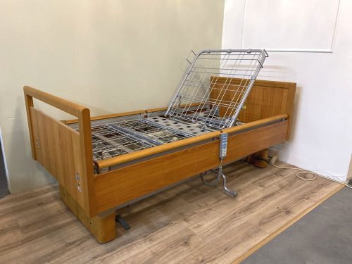 Elektromos betegágy állítható háttámlával