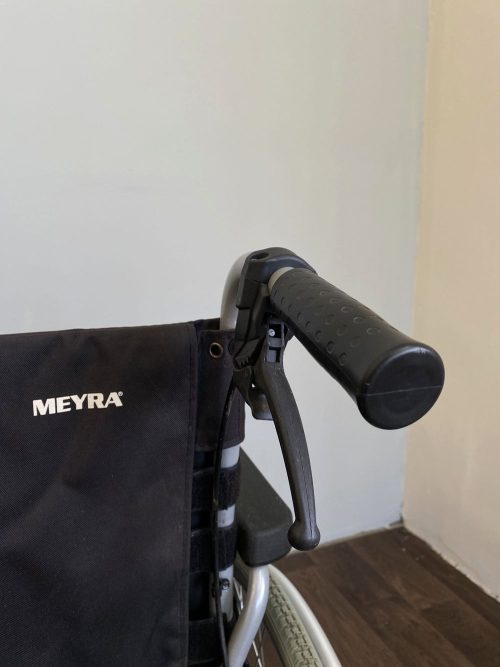 K6 - Meyra kivehető kartámaszos összecsukható kerekesszék - Image 9