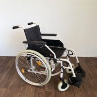 K7 - B+B összecsukható kerekesszék