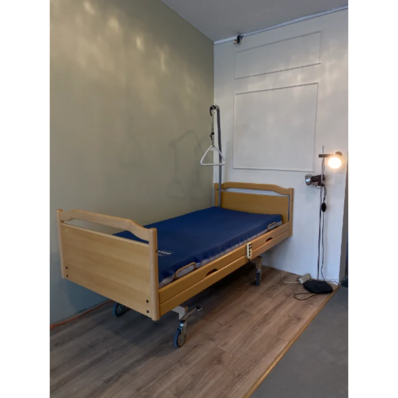 3 funkciós ápolási ágy időseknek vagy mozgásukban korlátozott személyeknek.